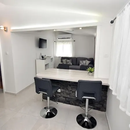 Relax House Kanica 아파트