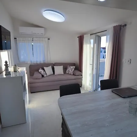 아파트 Relax House Kanica
