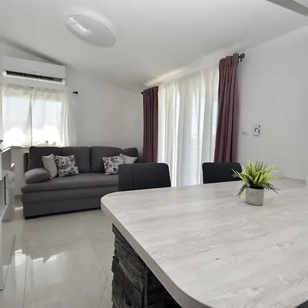 Relax House Kanica 아파트 Zaglavice