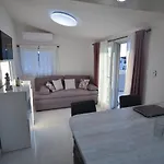 Διαμέρισμα Relax House Kanica